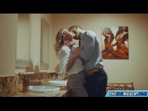 ❤️ Kad te prsata plavuša zavede u javnom toaletu ❌ Kurve kod nas ️❤